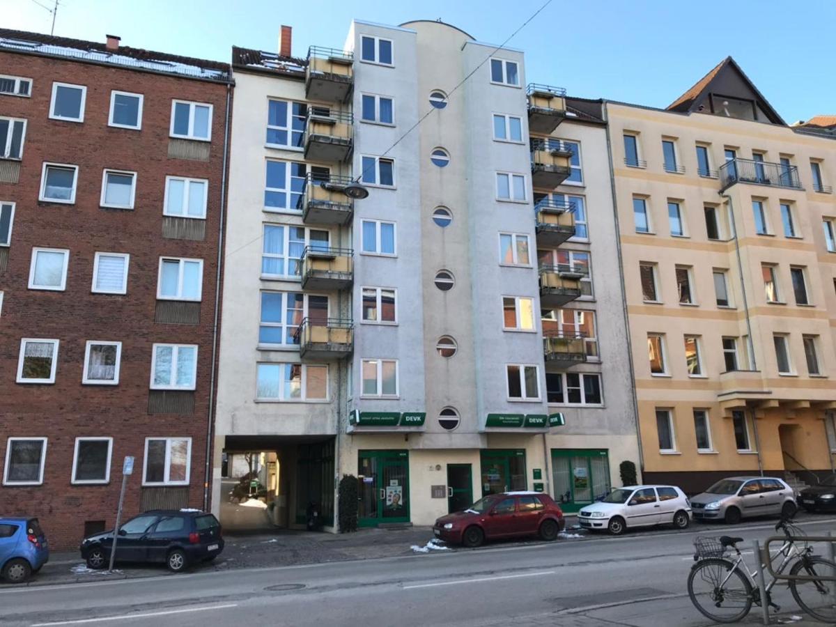 Cityoase Im Zentrum Mit 24-7 Self Check-In, Wlan & Smart Tv Kiel Kültér fotó